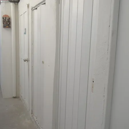 Volunteer By Fem Hostal
