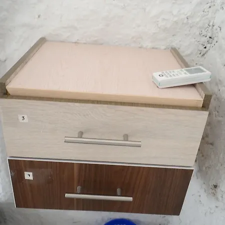 Volunteer By Fem Hostal Cartagena